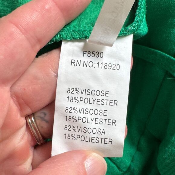 FRNCH Paris Women’s Green Culottes Pants Size Medium NWT - Picture 7 of 9